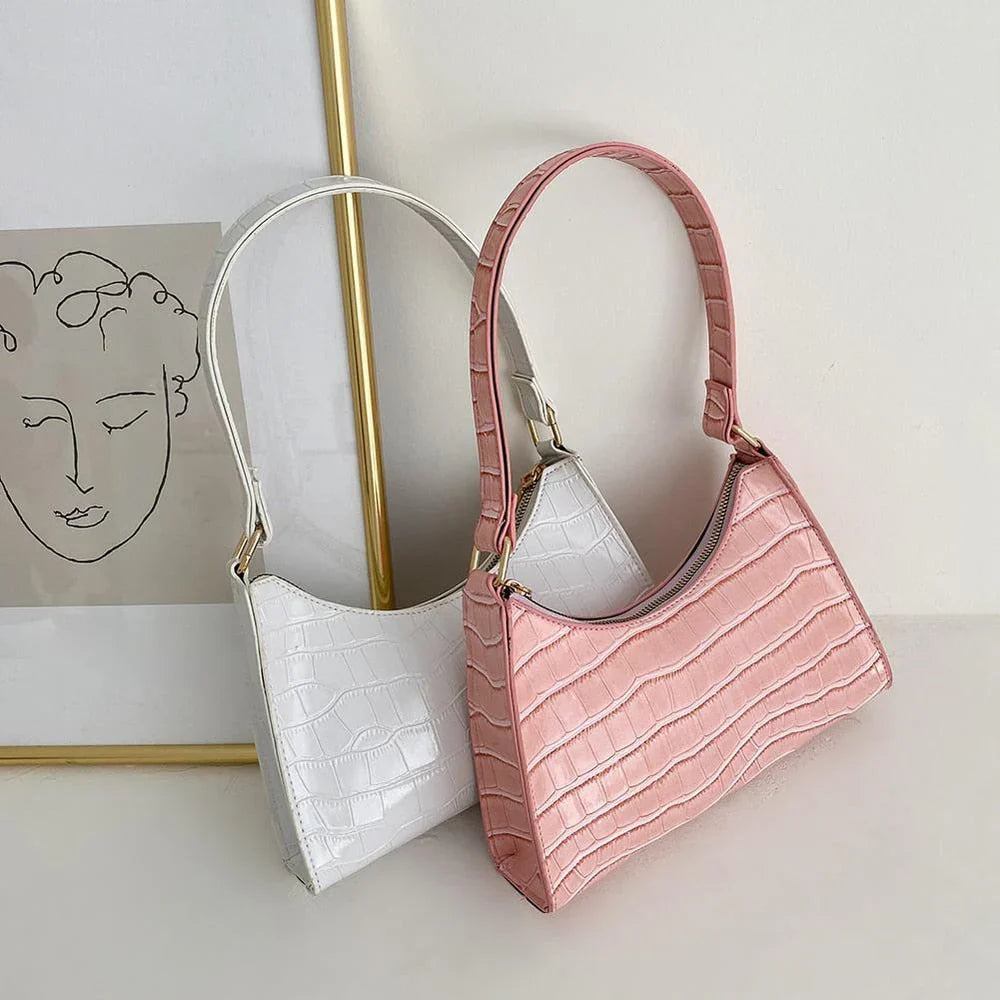 Solveig | Bolso Baguette con Relieve de Cocodrilo