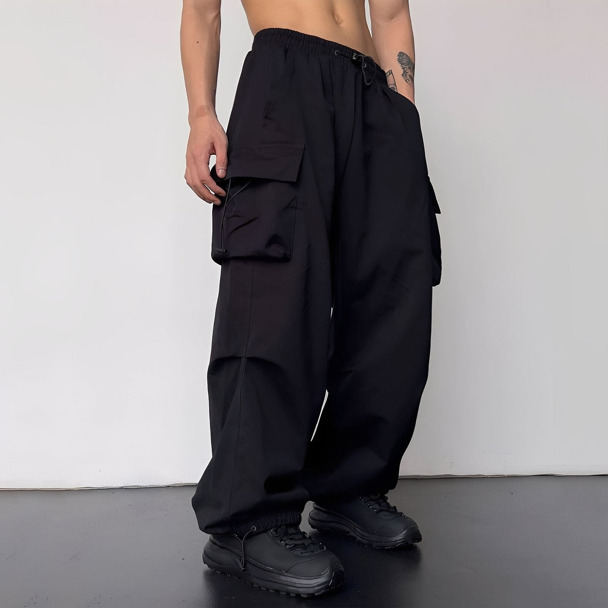 Enzo | Pantalón Cargo Holgado de Hombre con Bajo Ajustable