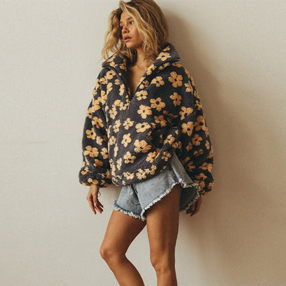 Solveig | Sudadera Oversize de Borreguito Floral con Media Cremallera