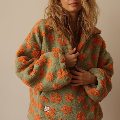 Solveig | Sudadera Oversize de Borreguito Floral con Media Cremallera