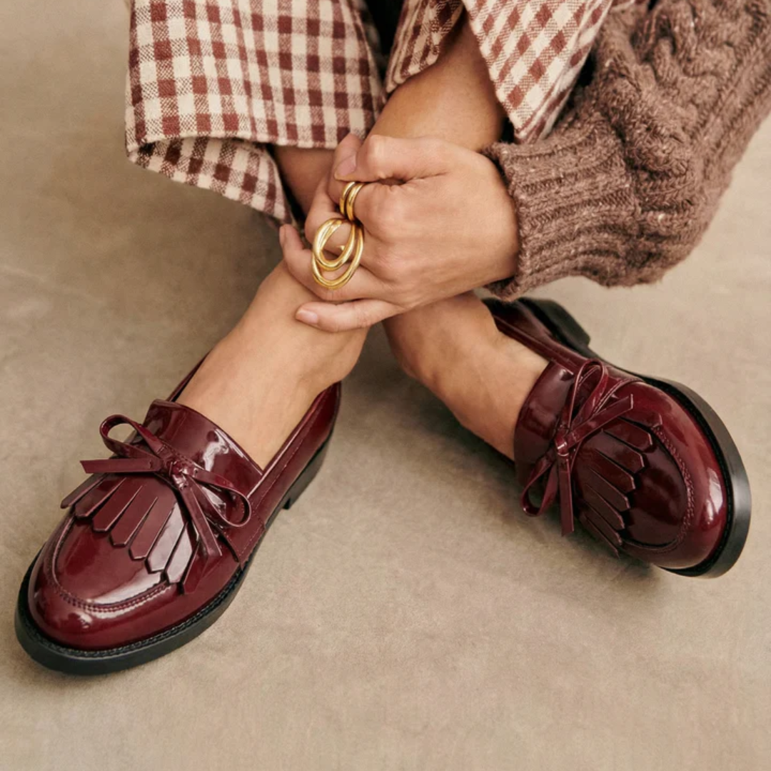 Marina | Mocasines de Mujer con Flecos y Acabado Charol