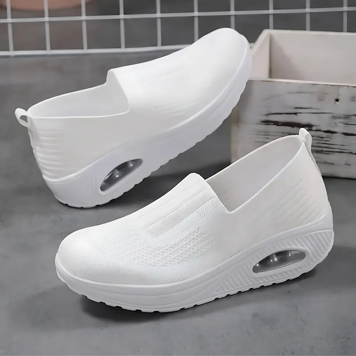 Aerona | Zapatillas Acolchadas y Transpirables sin Cordones