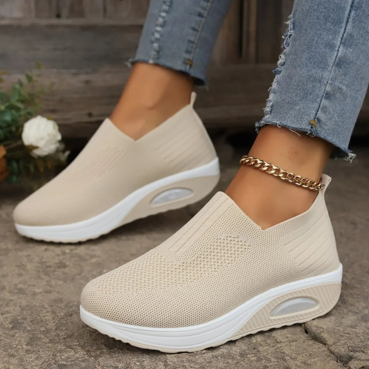 Aerona | Zapatillas Acolchadas y Transpirables sin Cordones