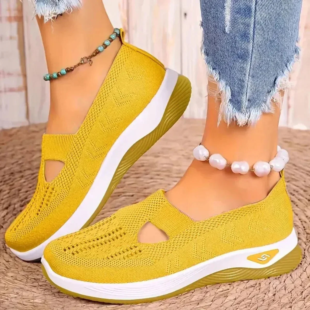 Marlowe | Zapatillas de Mujer Caladas con Cuña