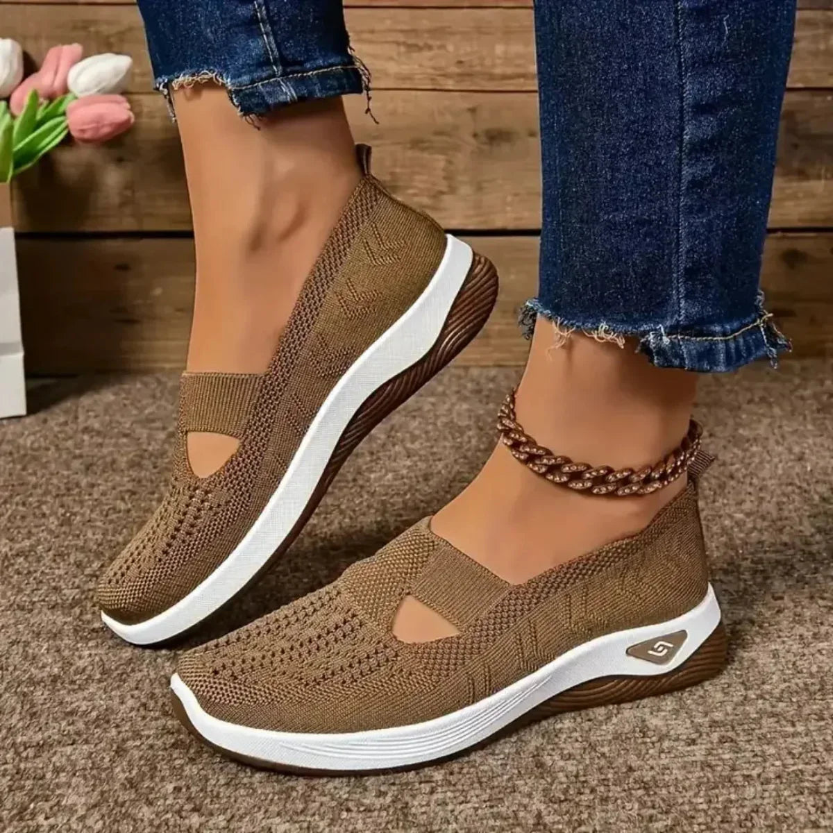 Marlowe | Zapatillas de Mujer Caladas con Cuña