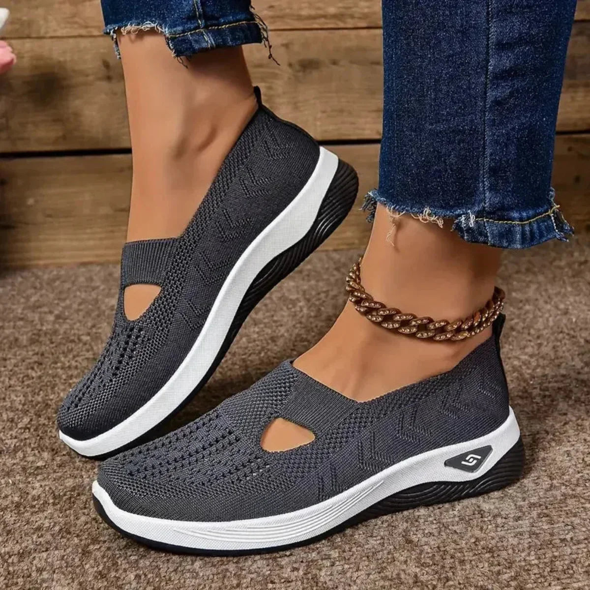 Marlowe | Zapatillas de Mujer Caladas con Cuña