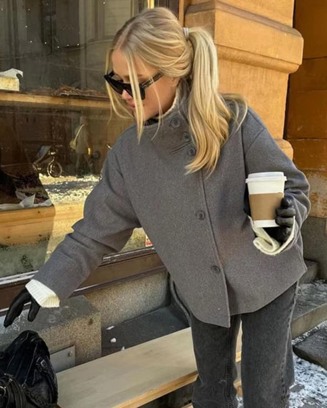 Brigitte | Chaqueta Corta de Paño con Cuello Alto