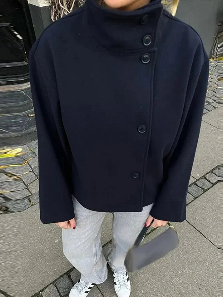 Brigitte | Chaqueta Corta de Paño con Cuello Alto