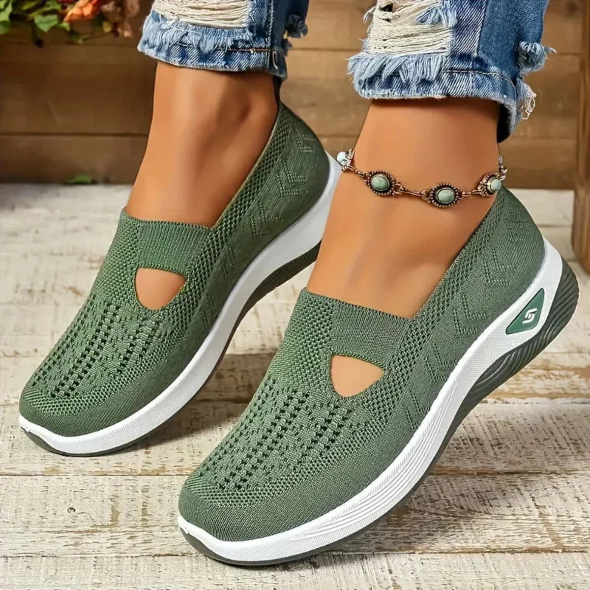 Marlowe | Zapatillas de Mujer Caladas con Cuña
