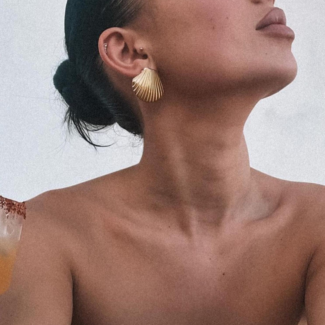 Ondine | Pendientes de Botón de Concha Marinads
