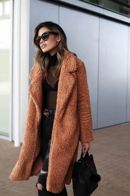 Alberte | Lang Afslappet Teddyfrakke med Hakrevers - StilfulltWomen's jacketsSKU_1789050901359_891BrunSAlberte | Lang Afslappet Teddyfrakke med Hakrevers