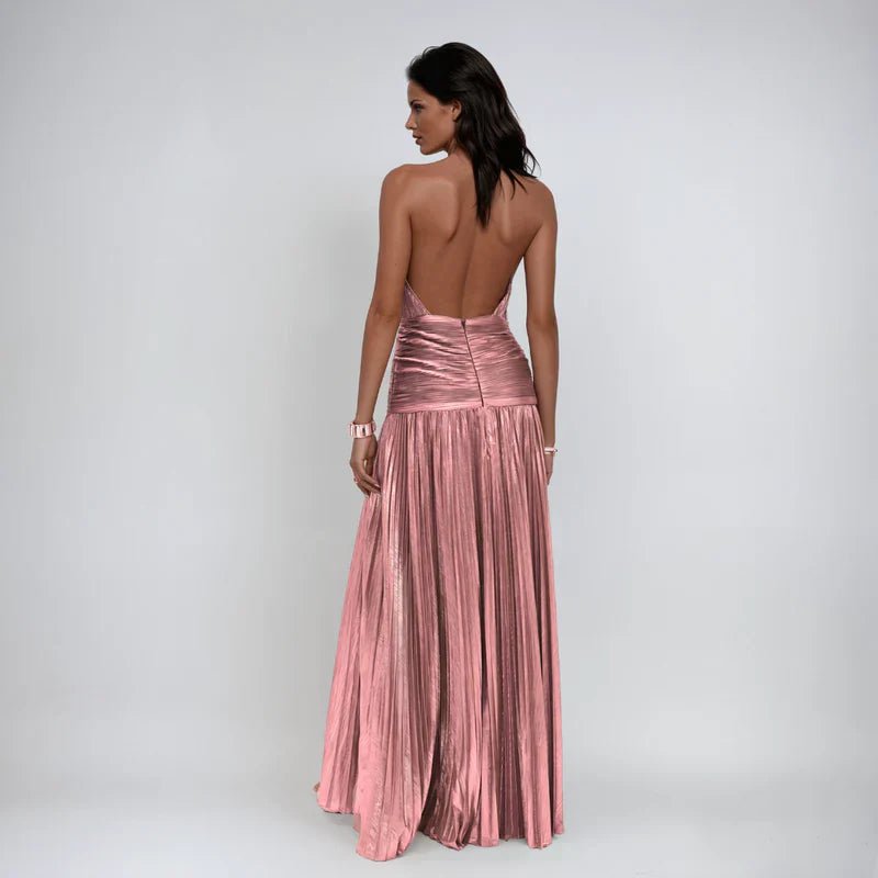 Amelix | Halterneckklänning i peridotgrön - StilfulltdressDWOD2-WN380002SGuldAmelix | Halterneckklänning i peridotgrön