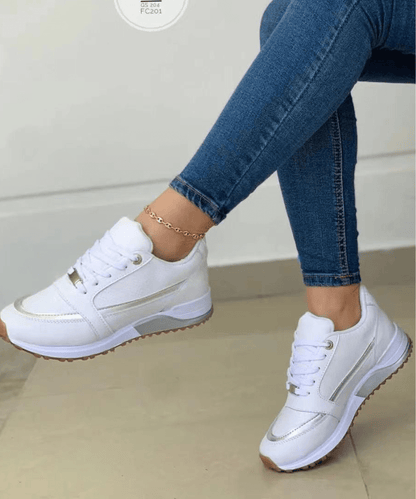 Aveline | Zapatillas Deportivas con Cuña Interna - StilfulltWomen's shoesDSHD4-SG166009Blanco36Aveline | Zapatillas Deportivas con Cuña Interna