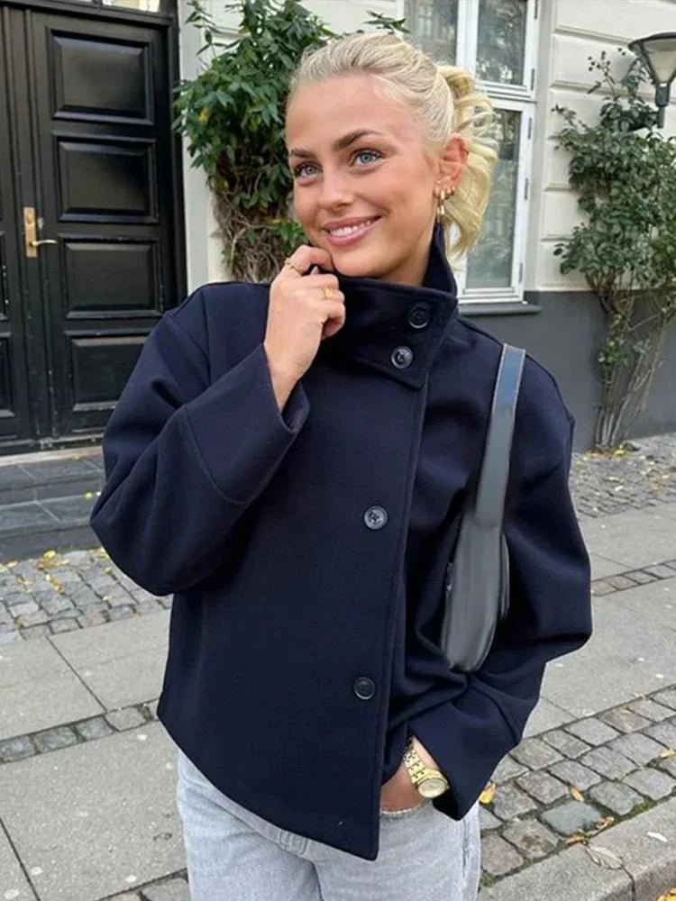 Brigitte | Chaqueta Corta de Paño con Cuello Alto - StilfulltWomen's jackets43178204605638Azul marinoMBrigitte | Chaqueta Corta de Paño con Cuello Alto