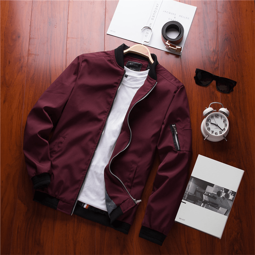 Brooks | Chaqueta Bomber de Hombre con Bolsillo en la Manga - StilfulltMen's jackets82FOL3DHRojoMBrooks | Chaqueta Bomber de Hombre con Bolsillo en la Manga
