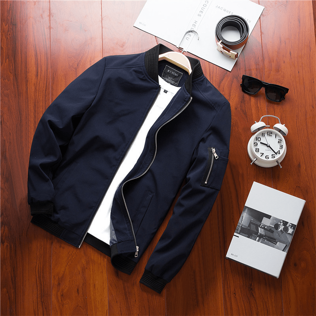 Brooks | Chaqueta Bomber de Hombre con Bolsillo en la Manga - StilfulltMen's jackets82FOL3DHRojoMBrooks | Chaqueta Bomber de Hombre con Bolsillo en la Manga