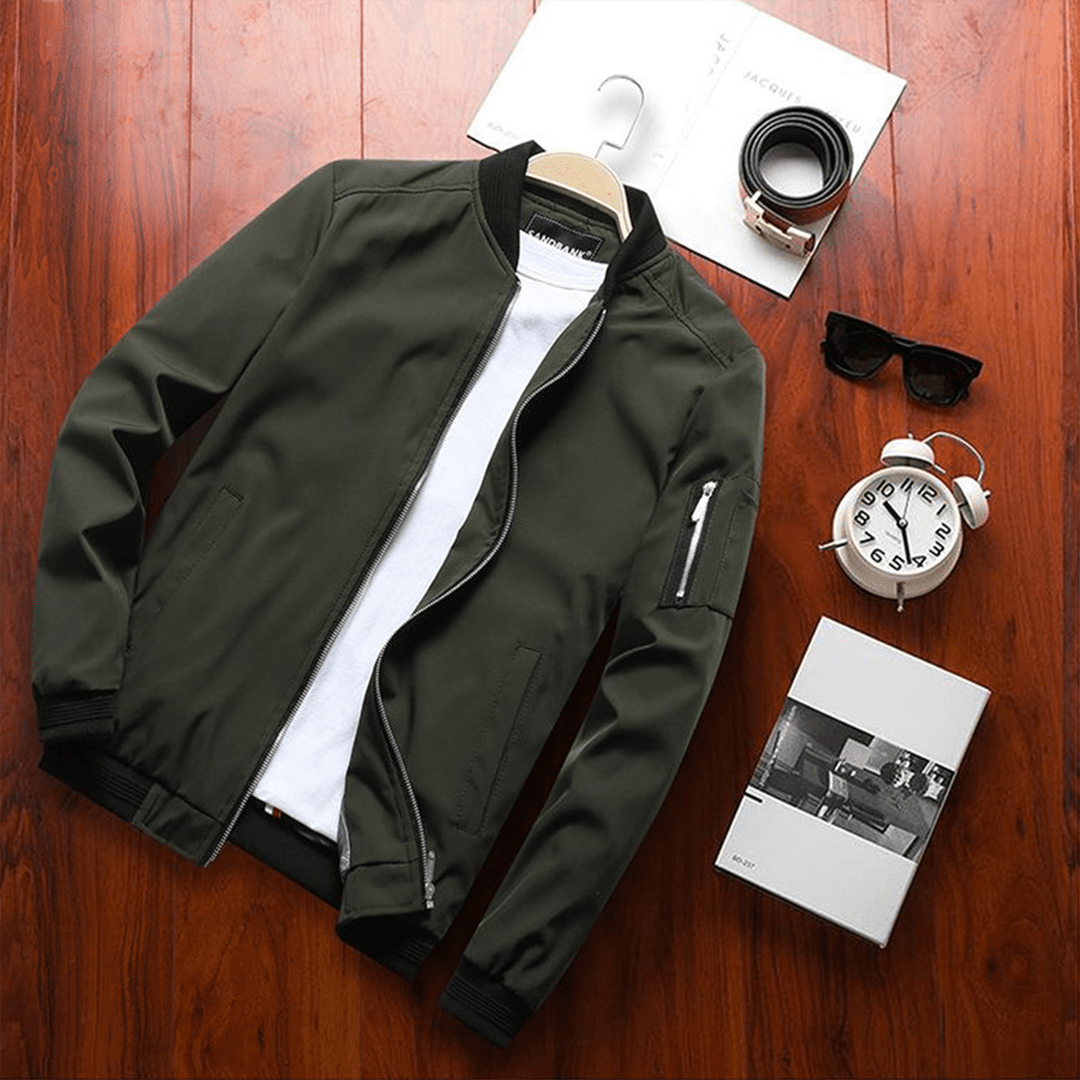 Brooks | Chaqueta Bomber de Hombre con Bolsillo en la Manga - StilfulltMen's jackets82FOL3DHRojoMBrooks | Chaqueta Bomber de Hombre con Bolsillo en la Manga