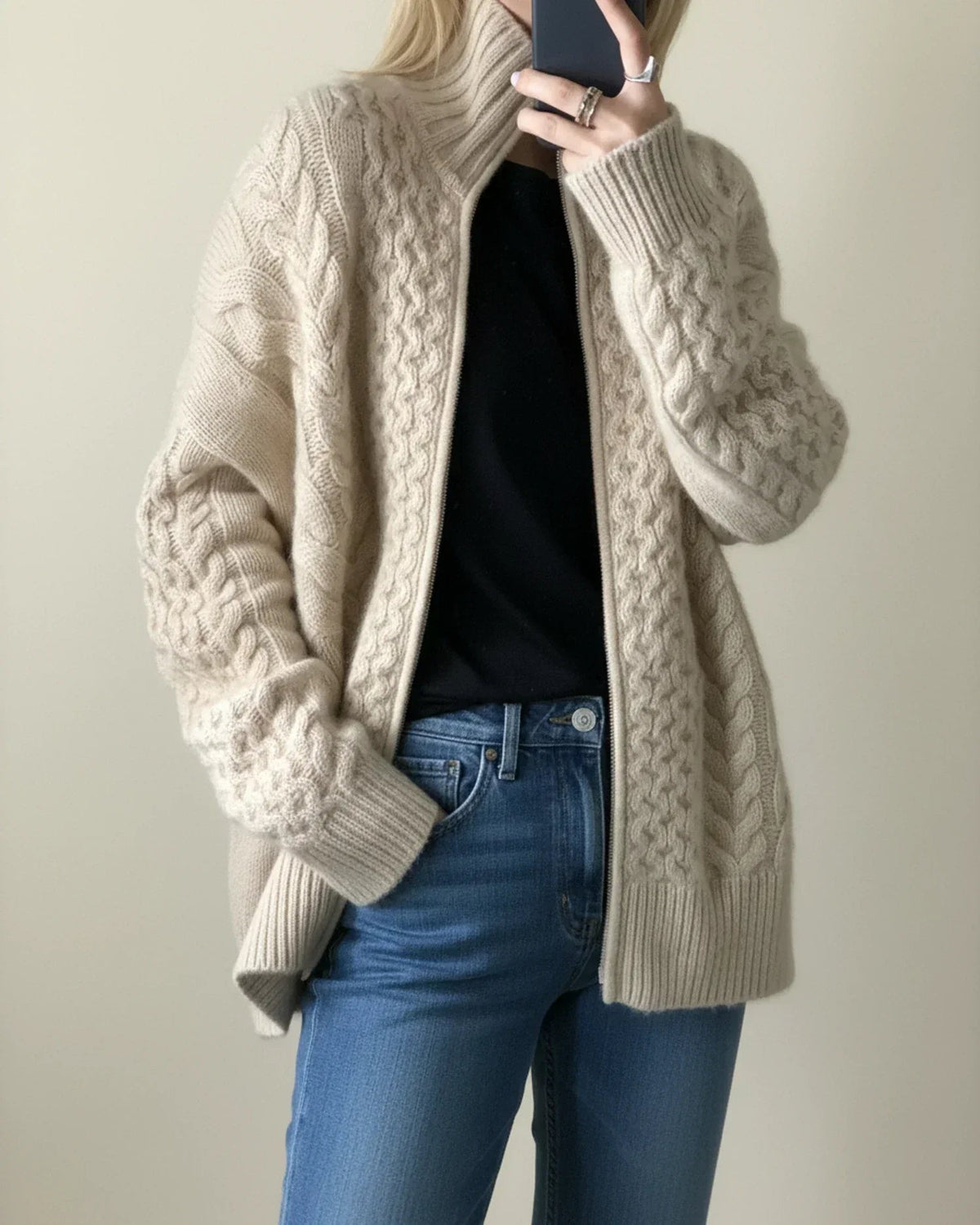 Brynne | Chaqueta de Punto Trenzado con Cremallera - StilfulltWomen's jacketsAUB-SWT-01292-BEIGE-SBeigeSBrynne | Chaqueta de Punto Trenzado con Cremallera