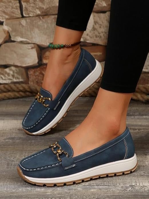 Callahan | Mocasines con Cadena Dorada y Suela Track - StilfulltWomen's shoesAzul marino35Callahan | Mocasines con Cadena Dorada y Suela Track