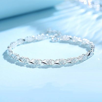 Camilla sterling silver heart bracelet with cubic zirconia in silver
