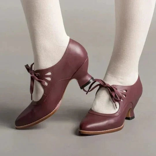 Cecilia | Retro Lace-Up Mid-Heel Court Shoes - StilfulltWomen's shoesNavyUK 2.5Cecilia retro lace-up mid-heel court shoes in navy