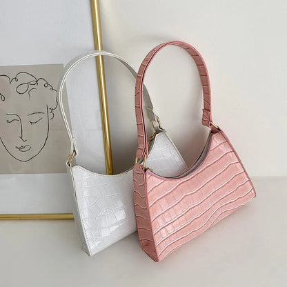 Solveig | Bolso Baguette con Relieve de Cocodrilo