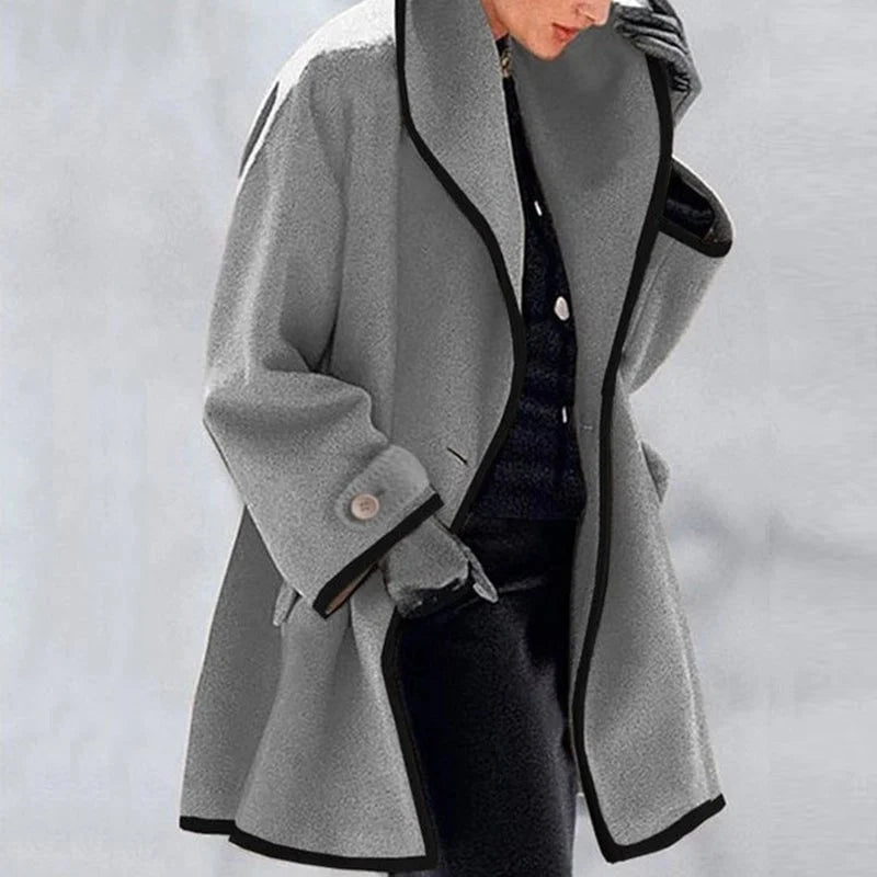 Elin | Blød Klassisk Frakke med Sjalskrave og Kontrastkant - StilfulltWomen's jacketsSKU_1789052905086_305GråSElin | Blød Klassisk Frakke med Sjalskrave og Kontrastkant
