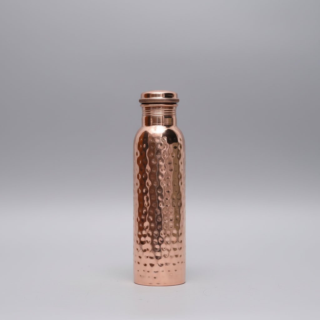 Emberly | Botella de Agua Martillada Color Cobre 800 ml - StilfulltMYSAMA06653800 MLEmberly | Botella de Agua Martillada Color Cobre 800 ml