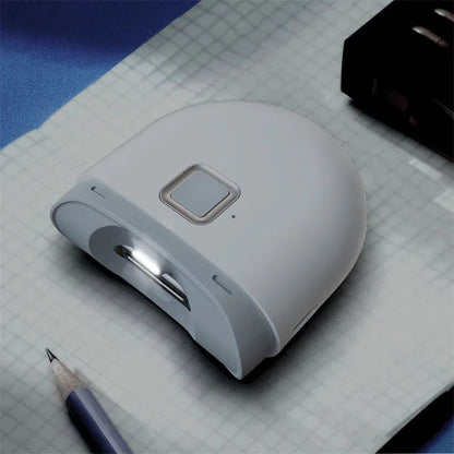 Emerson | Cortaúñas Eléctrico con Luz y Recogedor - StilfulltNail clippersDHOD4-GH446011Emerson | Cortaúñas Eléctrico con Luz y Recogedor