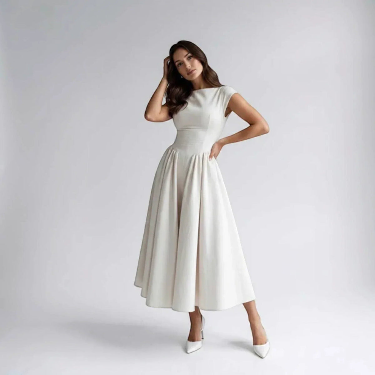 Everly | Vestido Midi Entallado con Vuelo - StilfulltdressBlancoSEverly | Vestido Midi Entallado con Vuelo