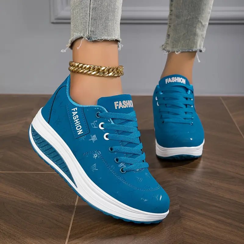 Everly | Zapatillas de Cuña con Suela Curva y Cordones - StilfulltWomen's shoesAZMF9ML6Azul35Everly | Zapatillas de Cuña con Suela Curva y Cordones
