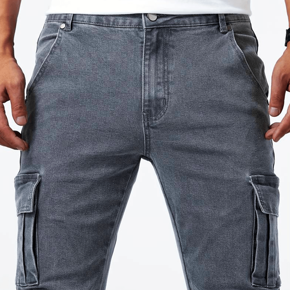 Fabrizio | Pantalón Cargo Vaquero Ajustado con Bolsillos de Solapa - StilfulltMen's pantsNegroSFabrizio | Pantalón Cargo Vaquero Ajustado con Bolsillos de Solapa