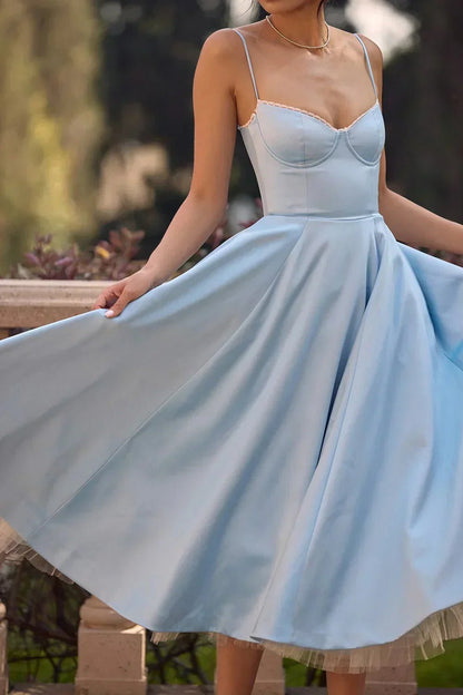 Fiorine | Midiklänning Elegant och Raffinerad - StilfulltdressRosaSFiorine | Midiklänning Elegant och Raffinerad
