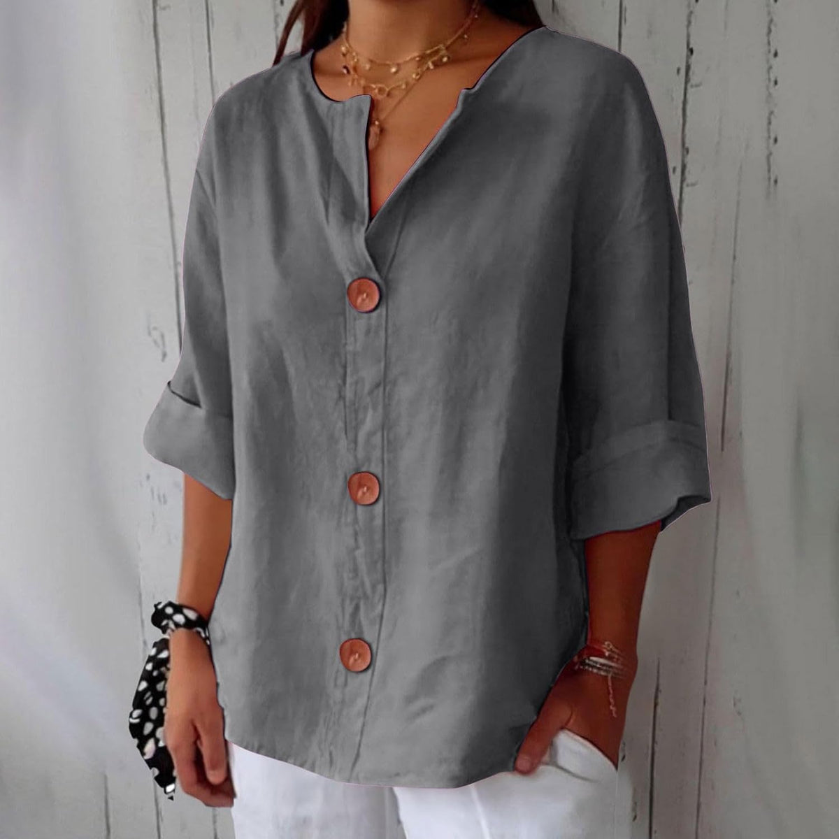 Hadley | Blusa de Lino con Botones de Madera - StilfulltWomen's blousesCarbónSHadley | Blusa de Lino con Botones de Madera