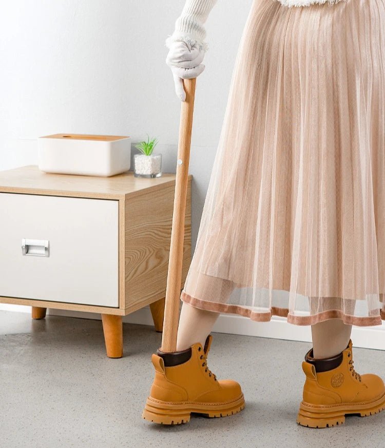 Hallvik | Calzador Magnético de Haya Natural - StilfulltShoe careMarrónHallvik | Calzador Magnético de Haya Natural