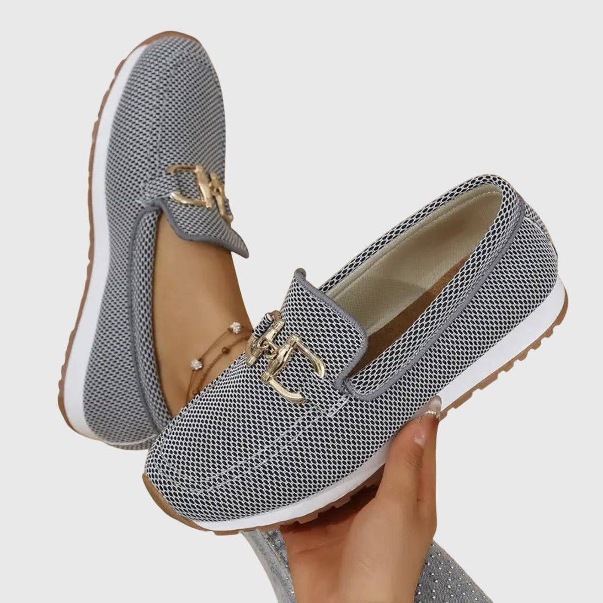 Harlow | Mocasines de Malla con Herraje Dorado - StilfulltWomen's shoesGris35.5Harlow | Mocasines de Malla con Herraje Dorado