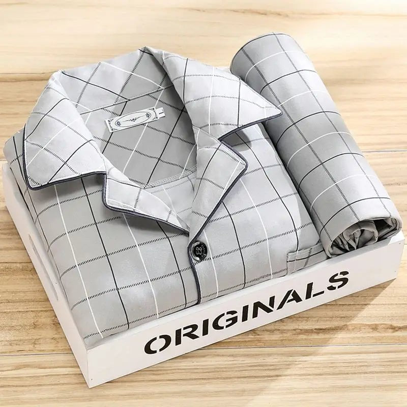 Hollis | Pijama Clásico de Hombre con Botones - StilfulltMen's sleepwear96HIWE98Gris hierroLHollis | Pijama Clásico de Hombre con Botones