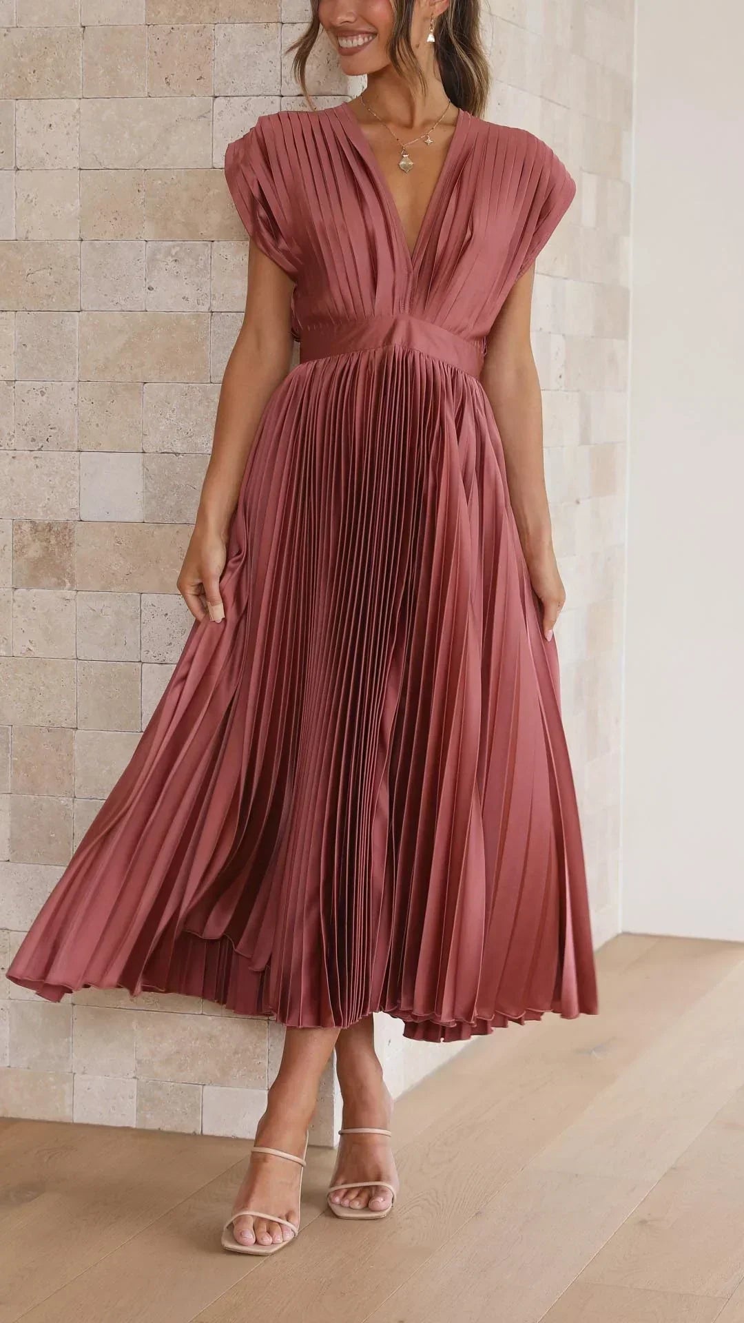 Ilvra | Klänning med djup urringning Elegant och raffinerad - StilfulltdressD3-YB403017RosaSIlvra | Klänning med djup urringning Elegant och raffinerad
