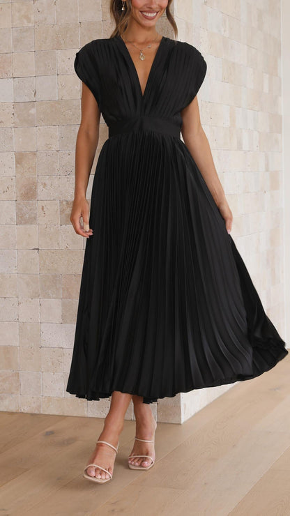 Ilvra | Klänning med djup urringning Elegant och raffinerad - StilfulltdressD3-YB403005SvartSIlvra | Klänning med djup urringning Elegant och raffinerad