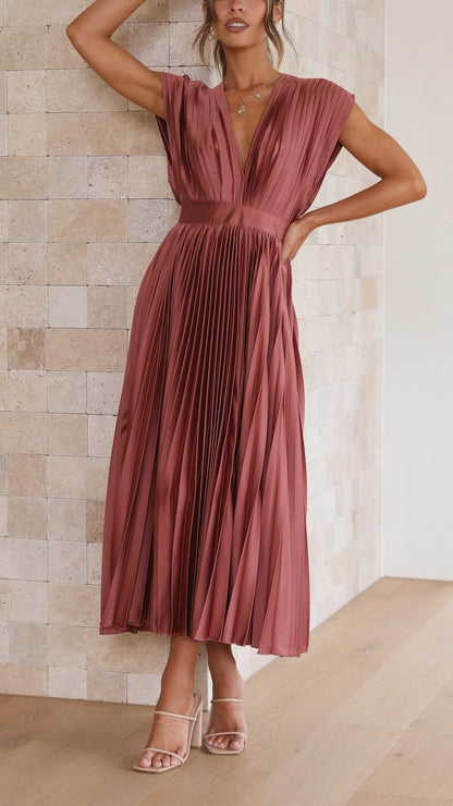 Ilvra | Klänning med djup urringning Elegant och raffinerad - StilfulltdressD3-YB403005SvartSIlvra | Klänning med djup urringning Elegant och raffinerad