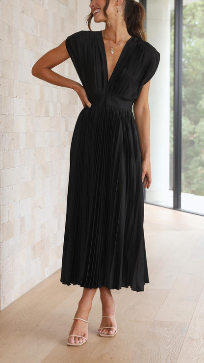 Ilvra | Klänning med djup urringning Elegant och raffinerad - StilfulltdressD3-YB403005SvartSIlvra | Klänning med djup urringning Elegant och raffinerad