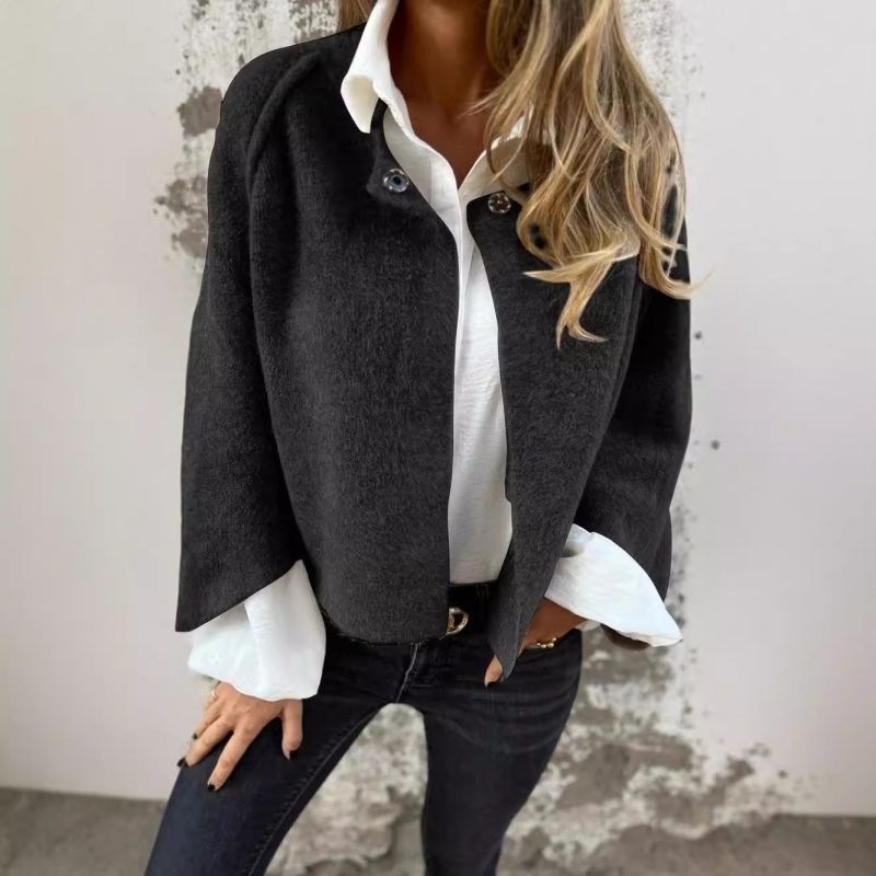Liva | Kort Blød Bouclé Jakke med Vide Ærmer - StilfulltWomen's jacketsSKU_1790229088204_511SortSLiva | Kort Blød Bouclé Jakke med Vide Ærmer