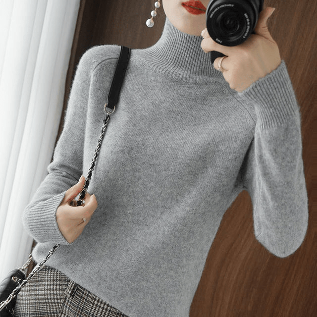 Lucía | Jersey de Mujer de Cuello Alto y Punto Fino - StilfulltWomen's sweatersGrisSLucía | Jersey de Mujer de Cuello Alto y Punto Fino