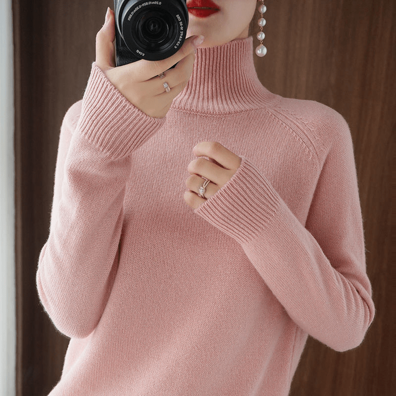 Lucía | Jersey de Mujer de Cuello Alto y Punto Fino - StilfulltWomen's sweatersRosaSLucía | Jersey de Mujer de Cuello Alto y Punto Fino