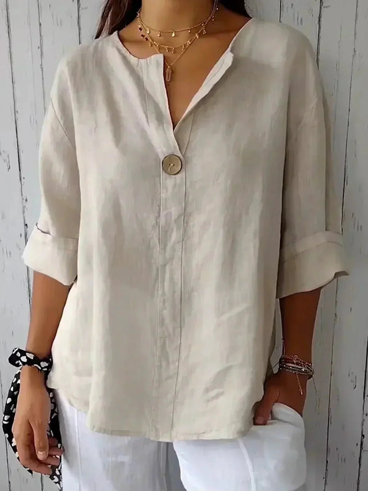 Reeve | Blusa de Lino con Escote en Pico - StilfulltWomen's blousesBeigeSReeve | Blusa de Lino con Escote en Pico