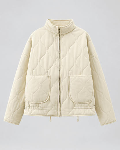 Ronja | Oversized Let Quiltet Jakke med Store Lommer - StilfulltWomen's jacketsSKU_1790229539148_953RåhvidXSRonja | Oversized Let Quiltet Jakke med Store Lommer