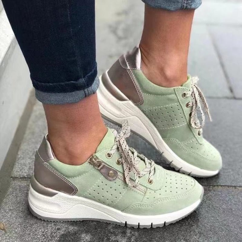 Rosalind | Zapatillas Perforadas Acolchadas con Cuña - StilfulltWomen's shoesGN305002Verde36Rosalind | Zapatillas Perforadas Acolchadas con Cuña