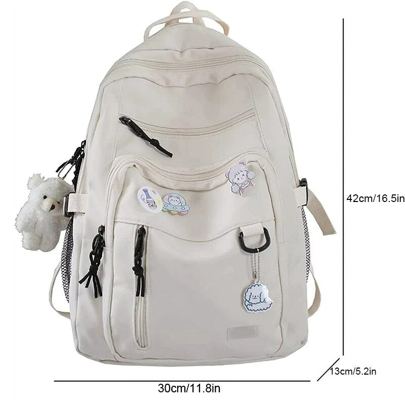 Silke | Rummelig Sød Skolerygsæk med Bamsevedhæng - StilfulltWomen's backpacksSW2511BLSort31x19x42cmSilke | Rummelig Sød Skolerygsæk med Bamsevedhæng