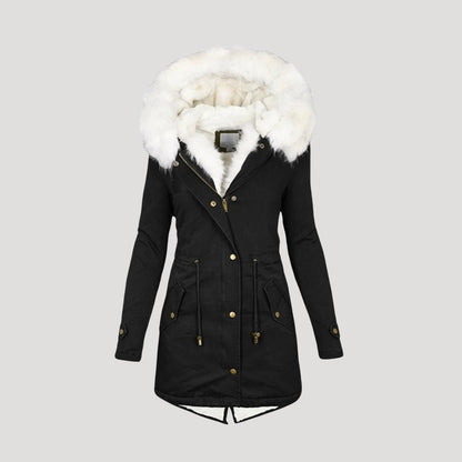 Solveig | Varm Foret Vinterparka med Kunstpels - StilfulltWomen's jacketsSortSSolveig | Varm Foret Vinterparka med Kunstpels