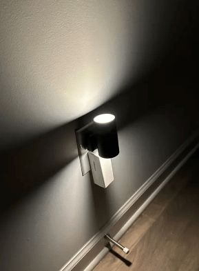 Velunde | Aplique LED Enchufable Regulable con Sensor - StilfulltBlancoVelunde | Aplique LED Enchufable Regulable con Sensor